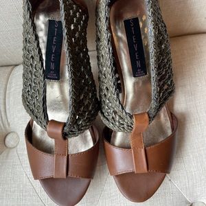 STEVEN by Steve Madden brown t-strap heel